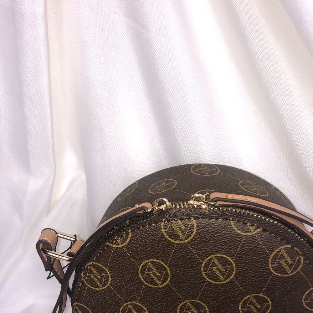 Unique Coated Canvas AV Bag - Picture 8 of 10